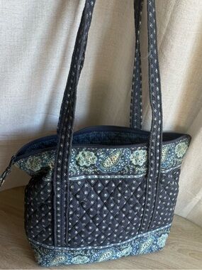 Vera Bradley Quilted Navy Paisley Tote Bag Cute
